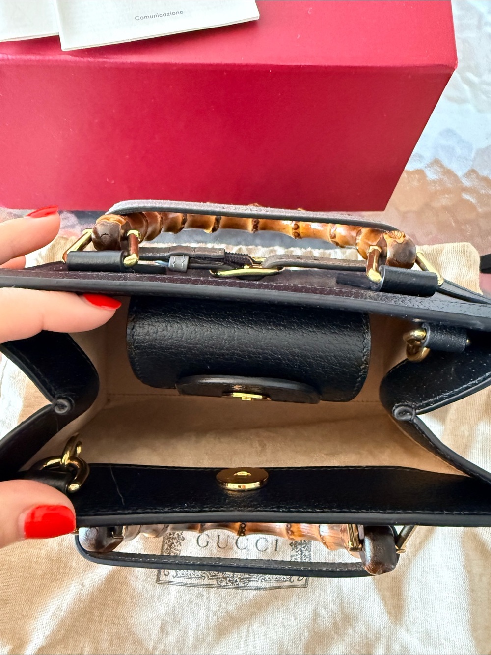 Gucci Diana black leather bamboo handle bag with pair of crossbody straps! New - Picture 4 of 10